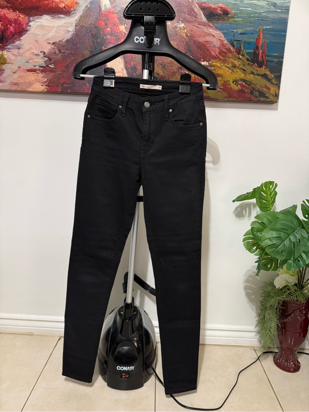 Levi's Women's Black Skinny Jeans - High-Rise Stretch